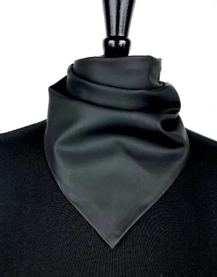 Matte Me Bandana