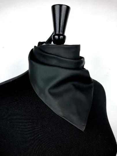 Matte Me Bandana